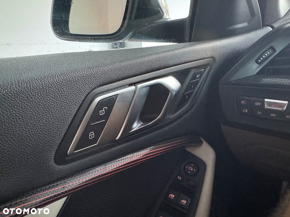 BMW Seria 2 220i xDrive M Sport - 31