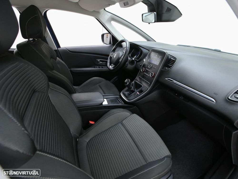 Renault Scénic - 11