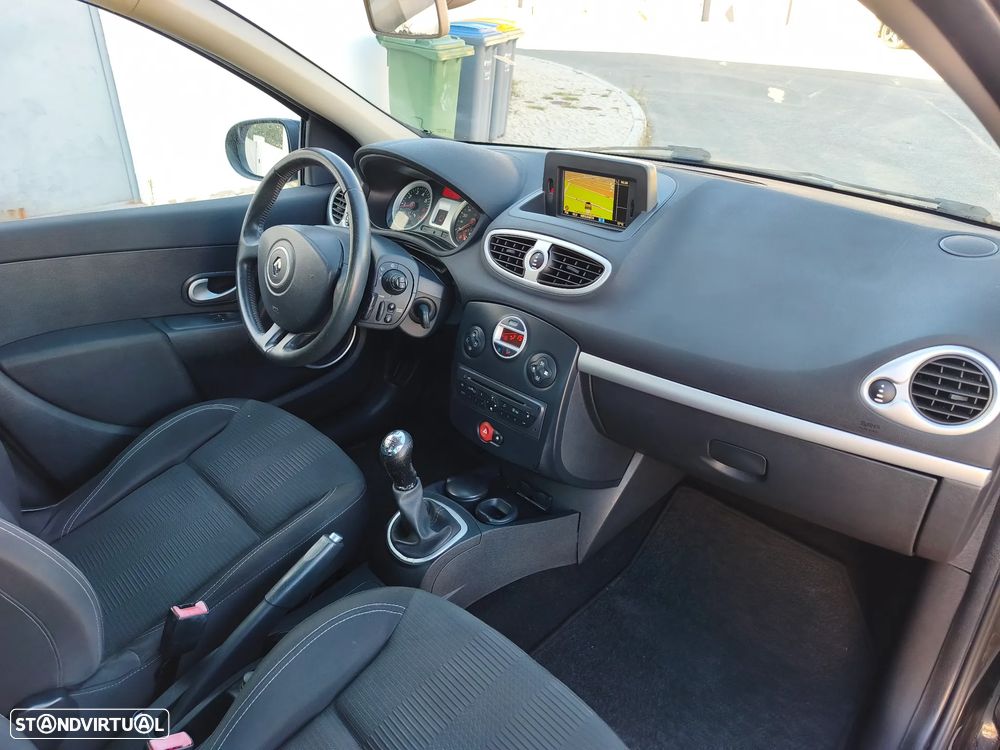 Renault Clio 1.2 16V Dynamique S - 14