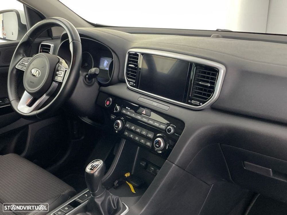 Kia Sportage 1.6 CRDI ISG MHEV GT Line — fotografia 22