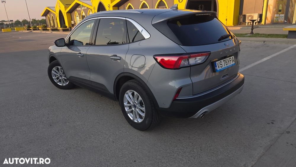 Ford Kuga - 3