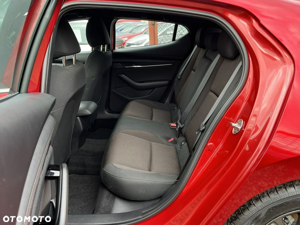 Mazda 3 - 32