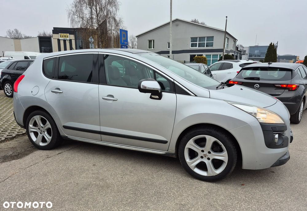 Peugeot 3008 HDi FAP 110 EGS6 Platinum - 3