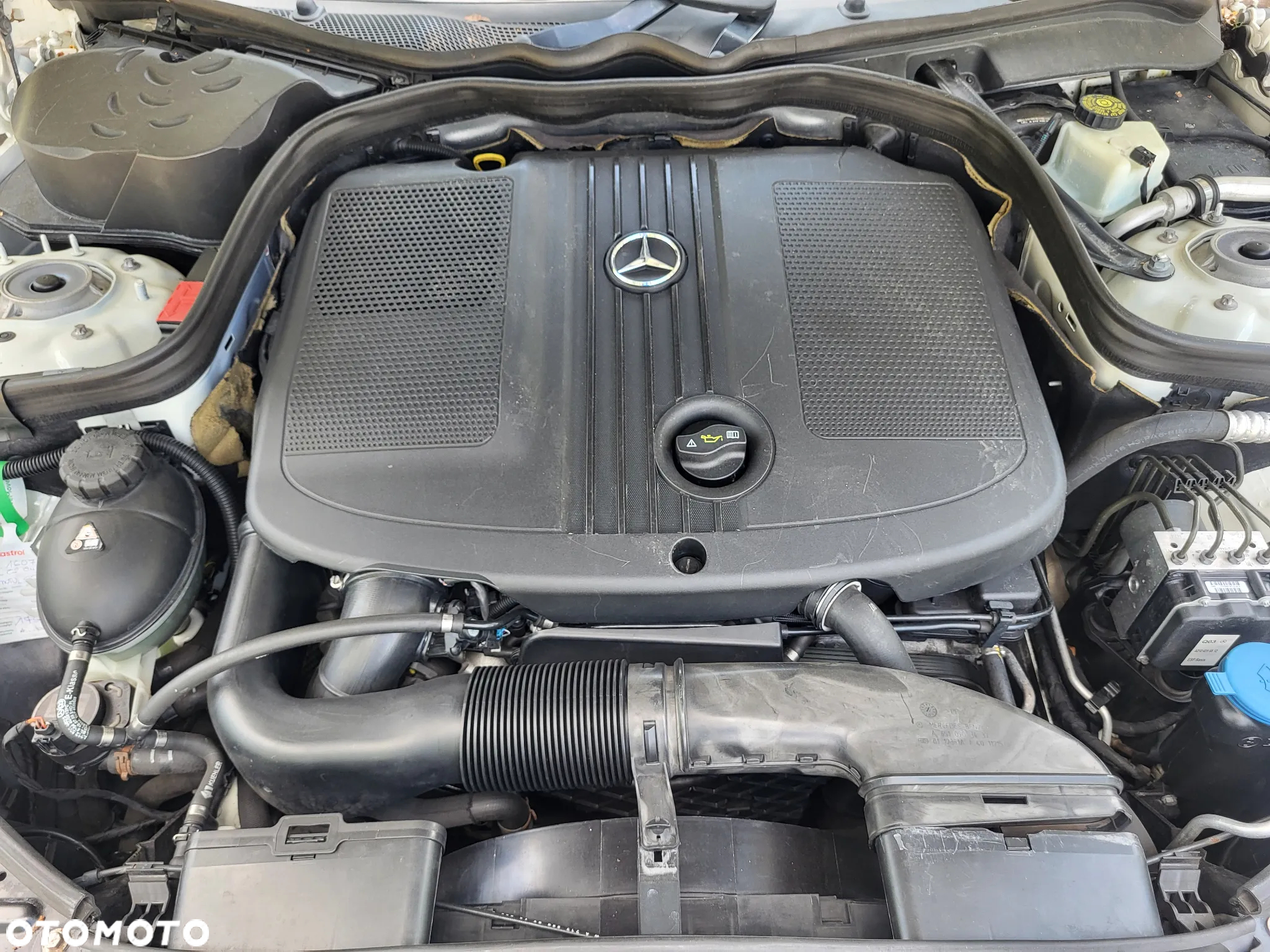 Mercedes-Benz Klasa E 220 BlueTEC 4Matic 7G-TRONIC - 23