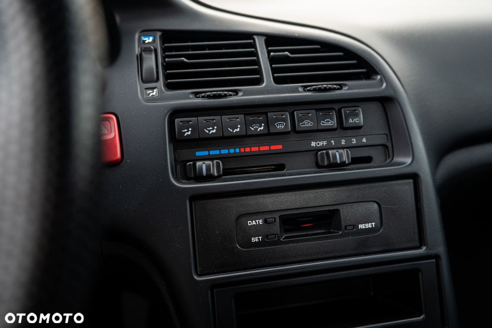 Mazda MX-6 2.0 - 26
