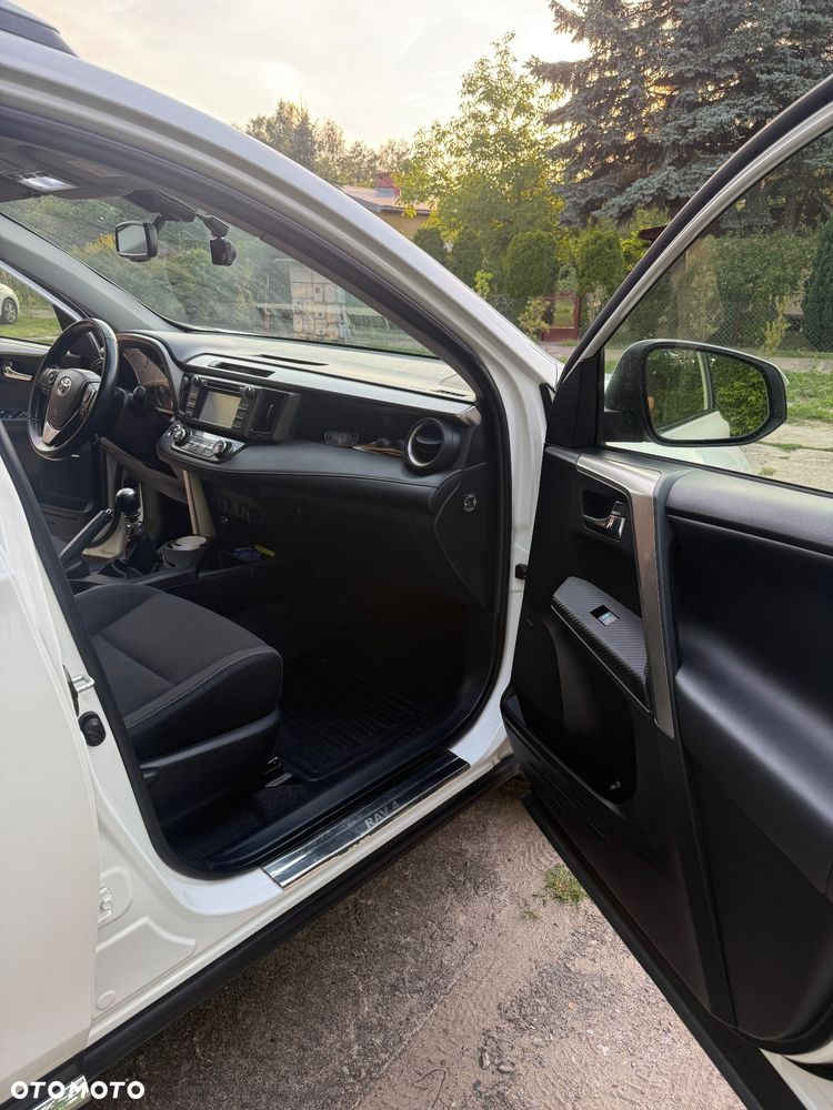 Toyota RAV4 2.0 Premium - 18