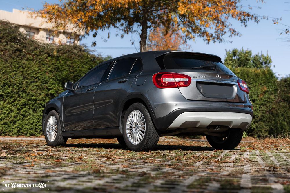 Mercedes-Benz GLA 180 CDI Urban - 7