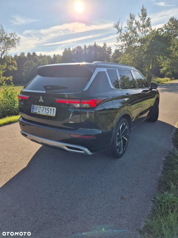 Mitsubishi Outlander - 6
