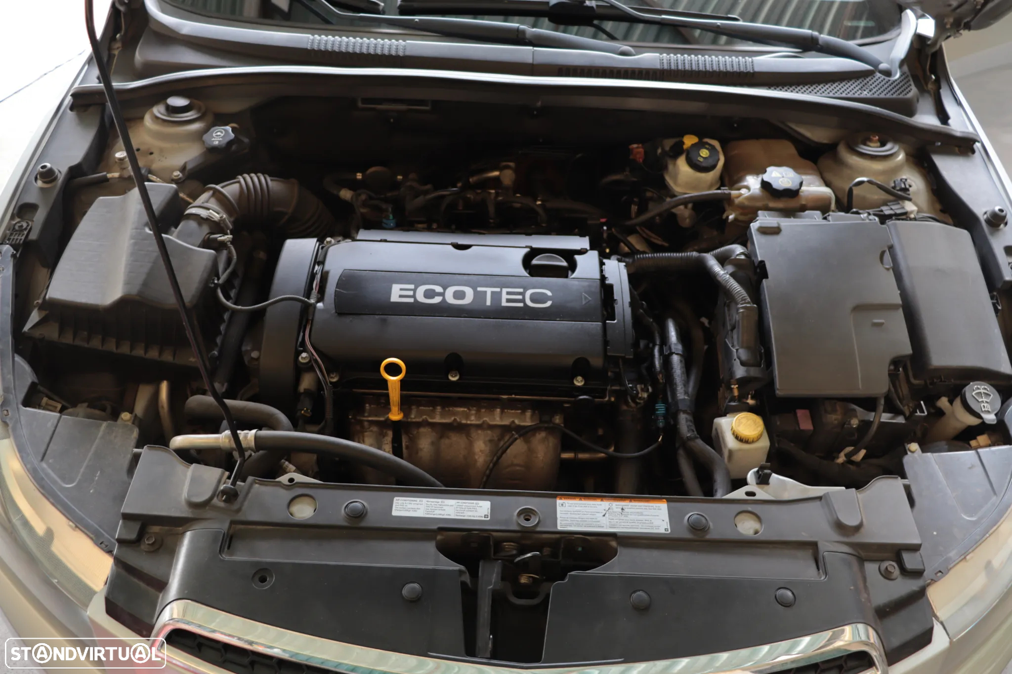 Chevrolet Cruze 1.6 LS - 22