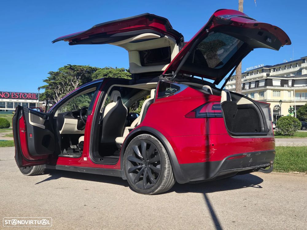 Tesla Model X 100D