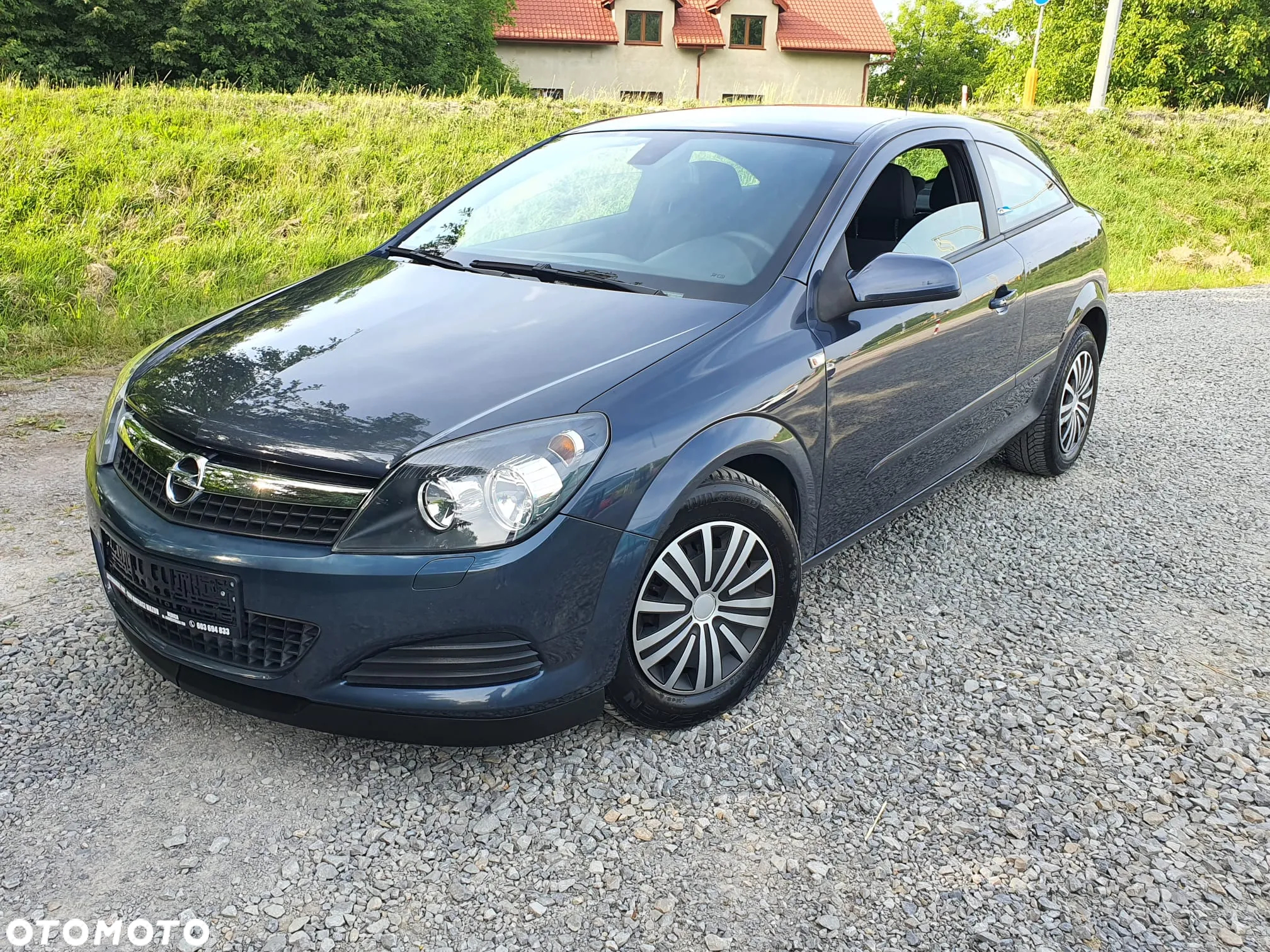 Opel Astra GTC 1.4 - 10