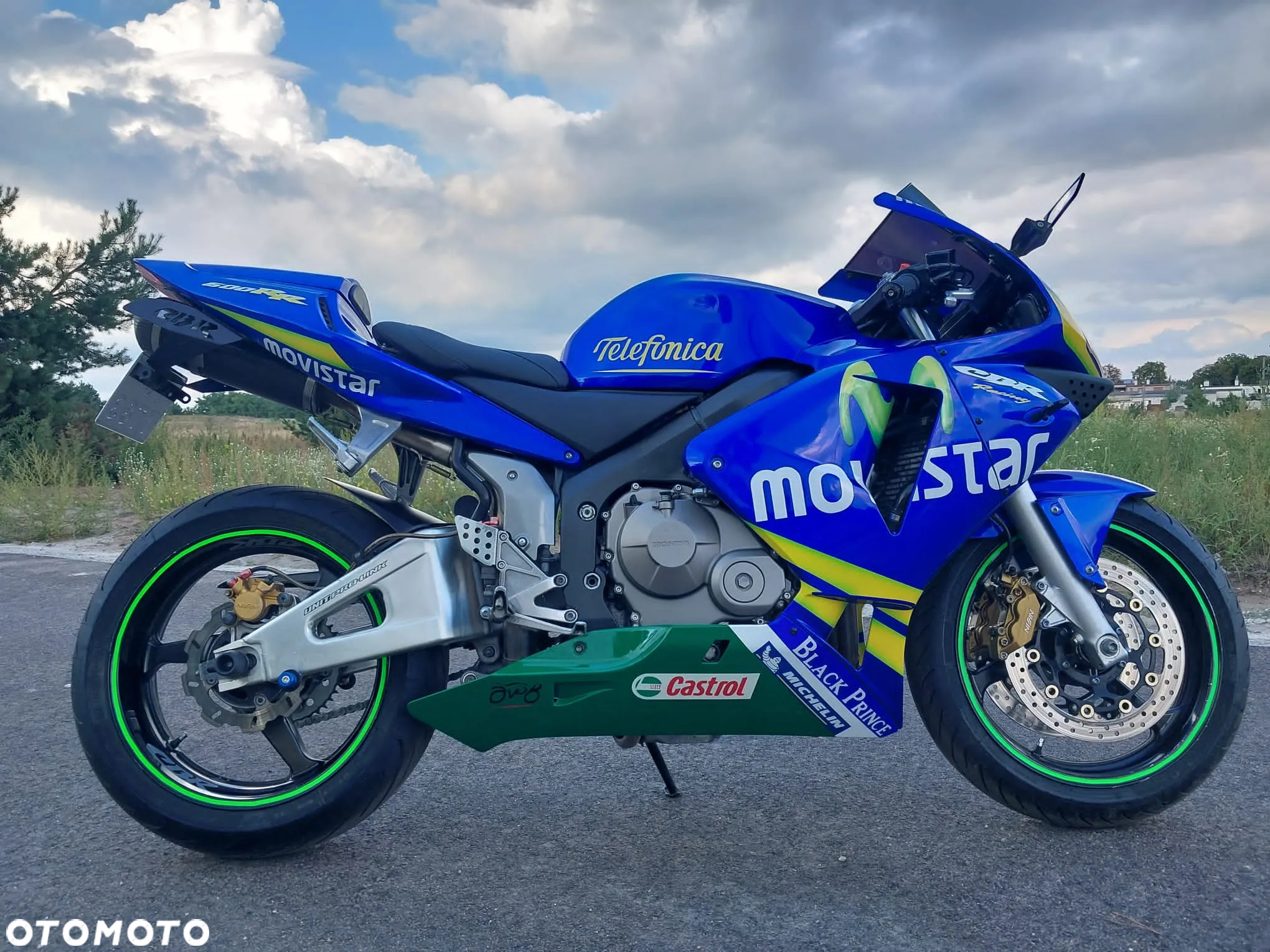 Honda CBR - 14