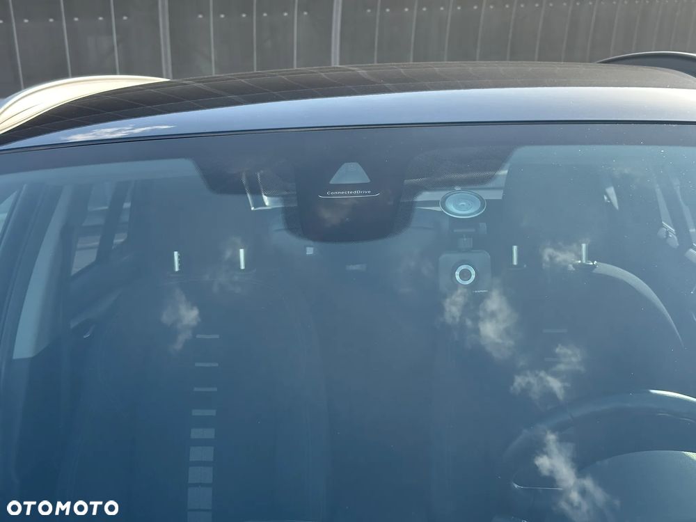 BMW X1 xDrive20d Sport Line - 20