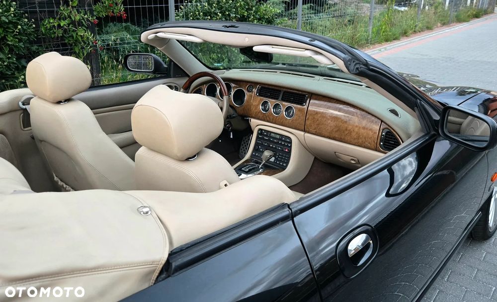 Jaguar XK XKR Cabriolet - 18