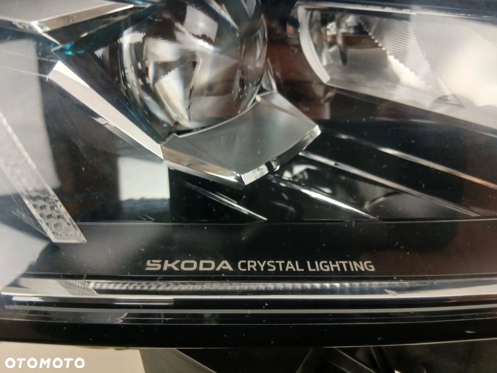 Reflektor przód przedni prawy lampa FULL LED Skoda Octavia IV LIFT FL - 3