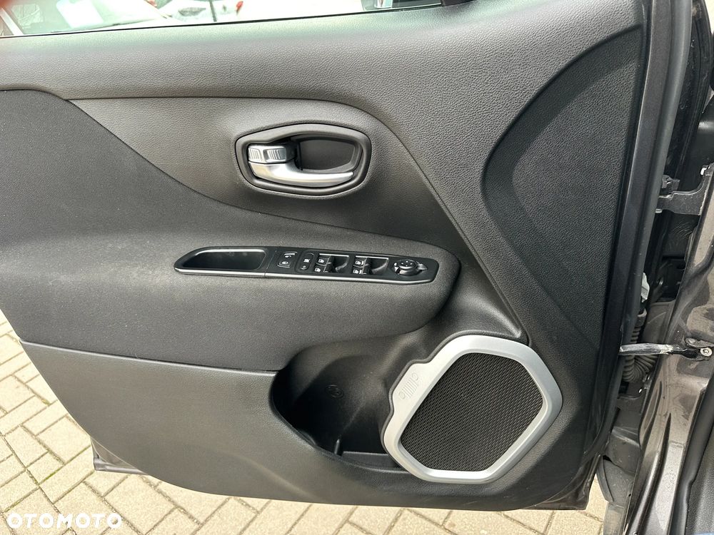 Jeep Renegade - 18
