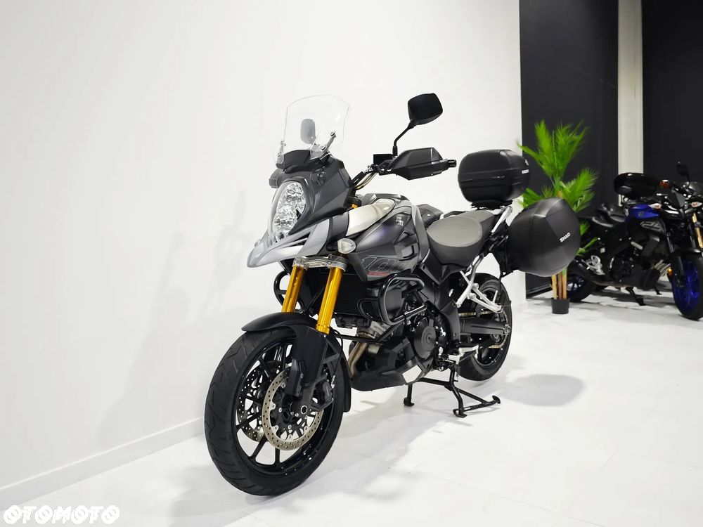 Suzuki V-STROM - 3