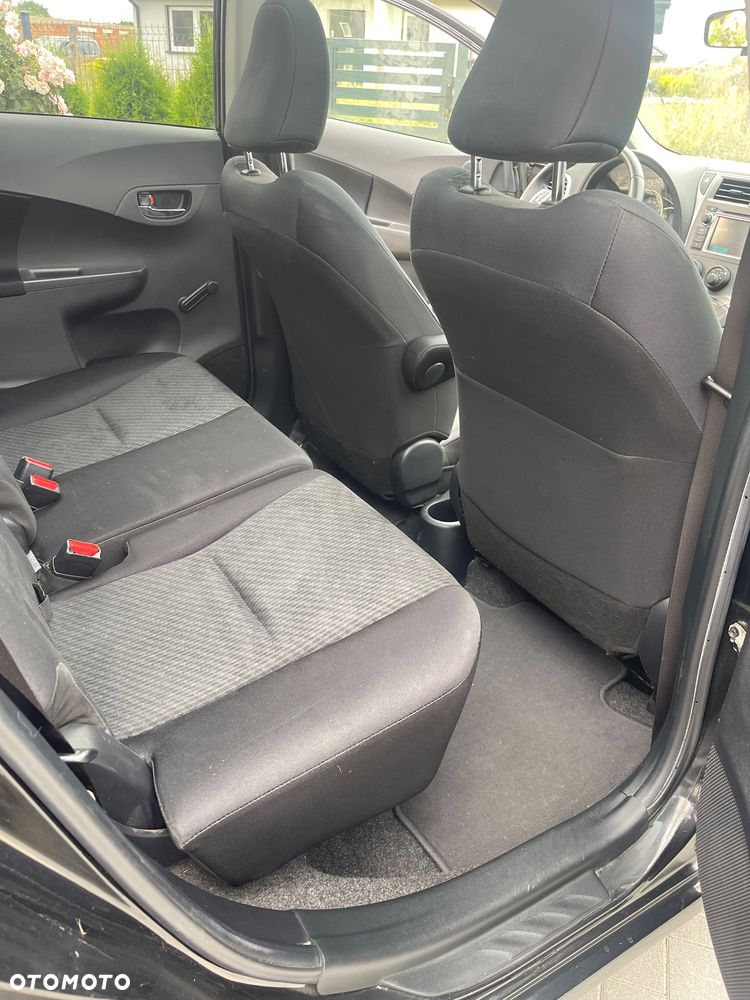 Toyota Verso S - 19