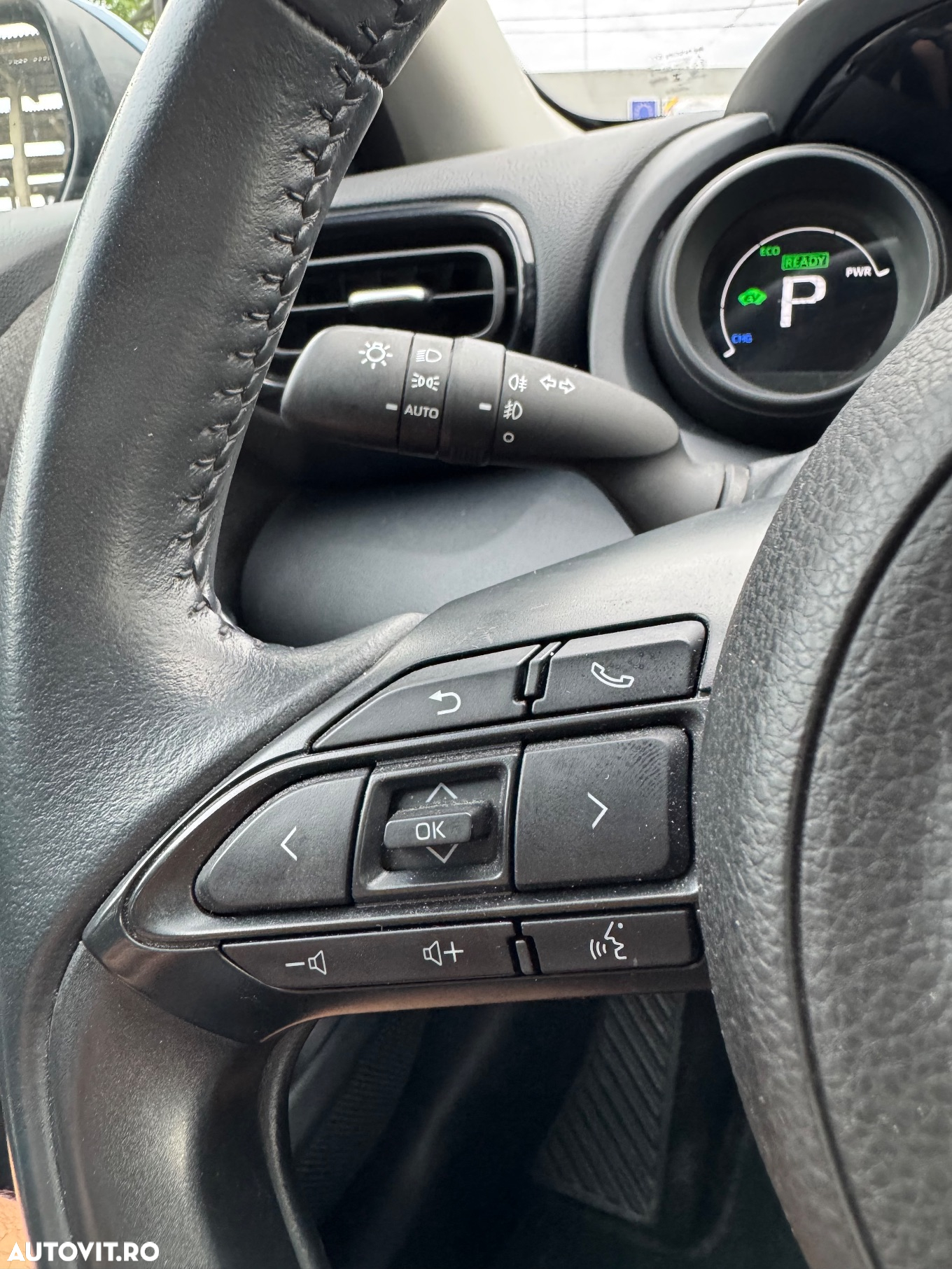 Toyota Yaris Hybrid 116 1.5 VVT-i Business Edition - 15
