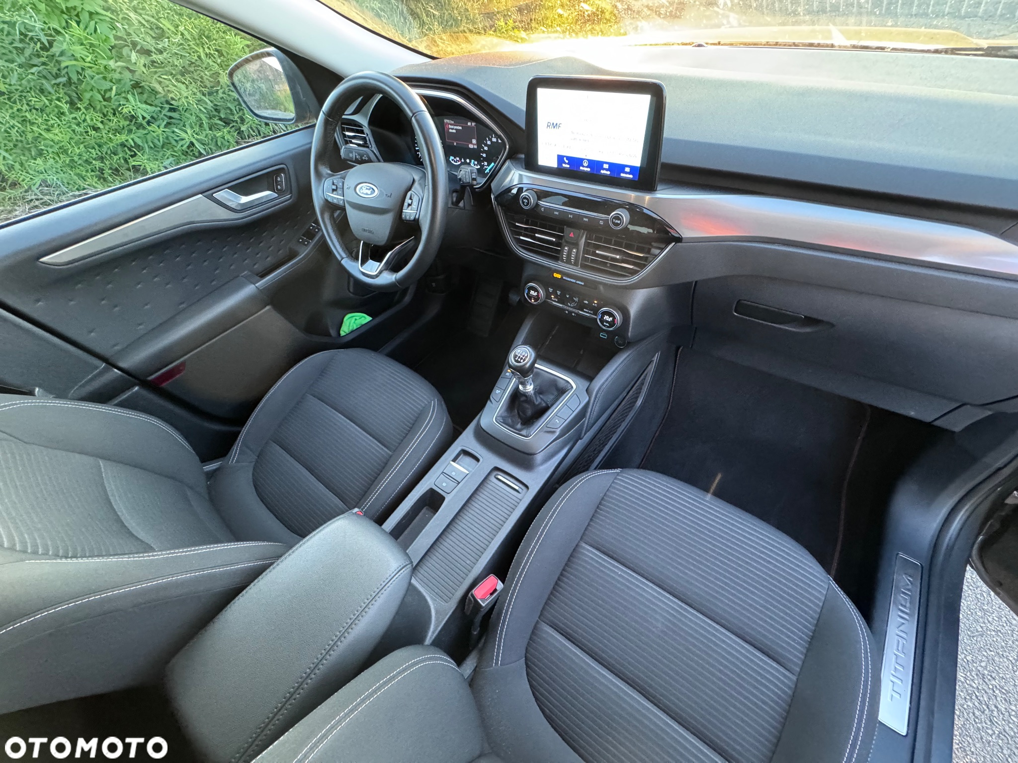 Ford Kuga 2.0 EcoBlue Hybrid TITANIUM - 13
