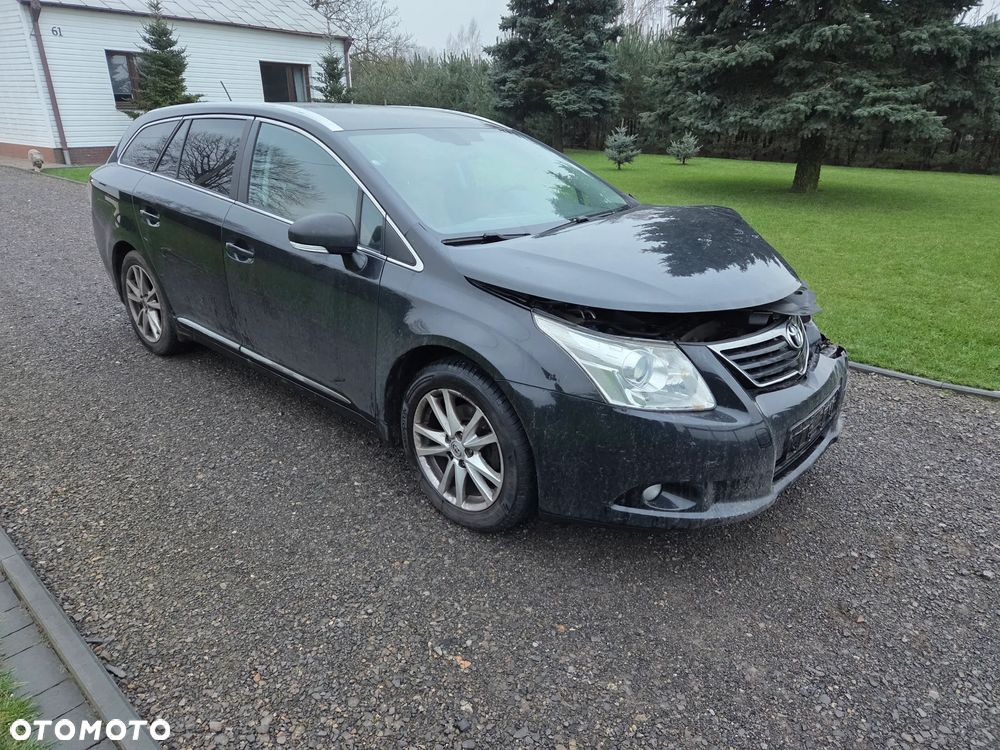 Toyota Avensis 1.8 Multidrive Business Edition - 1