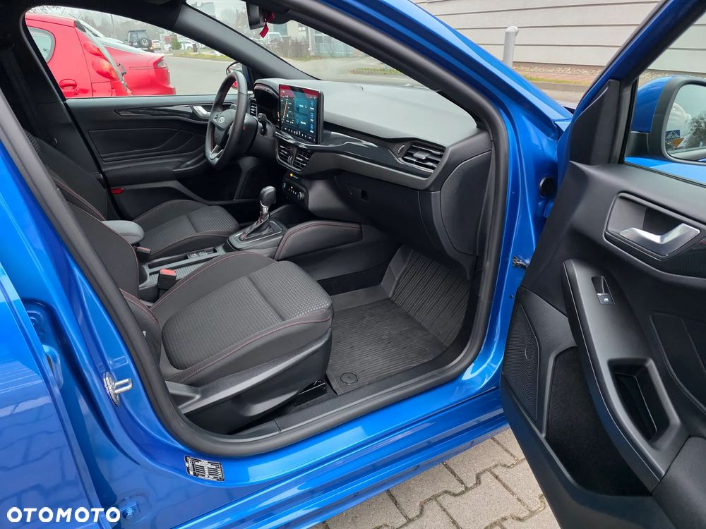 Ford Focus 1.0 EcoBoost mHEV ST-Line X - 18