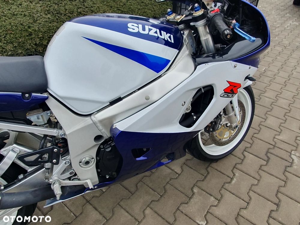 Suzuki GSX-R - 38