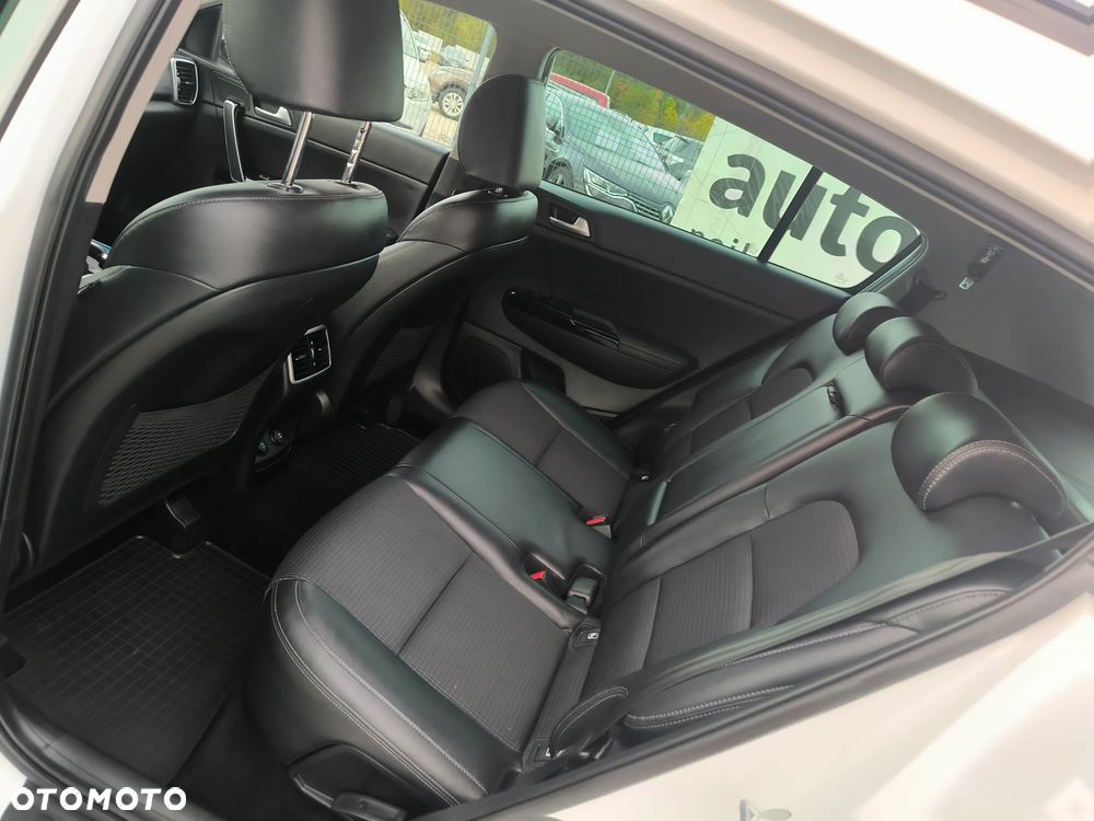 Kia Sportage - 15