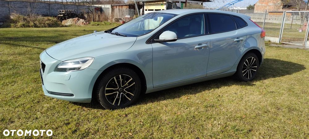 Volvo V40 D2 Momentum - 9
