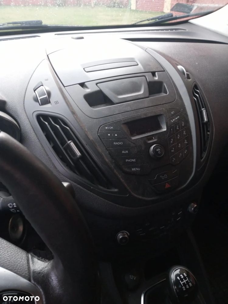 Ford Tourneo Courier 1.0 EcoBoost Ambiente - 10