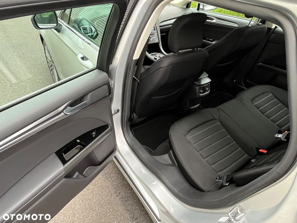 Ford Mondeo Turnier 2.0 EcoBlue Titanium - 34