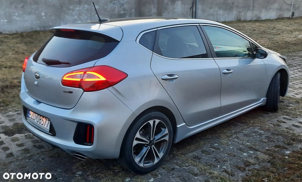 Kia Ceed 1.6 CRDi GT Line DCT - 5