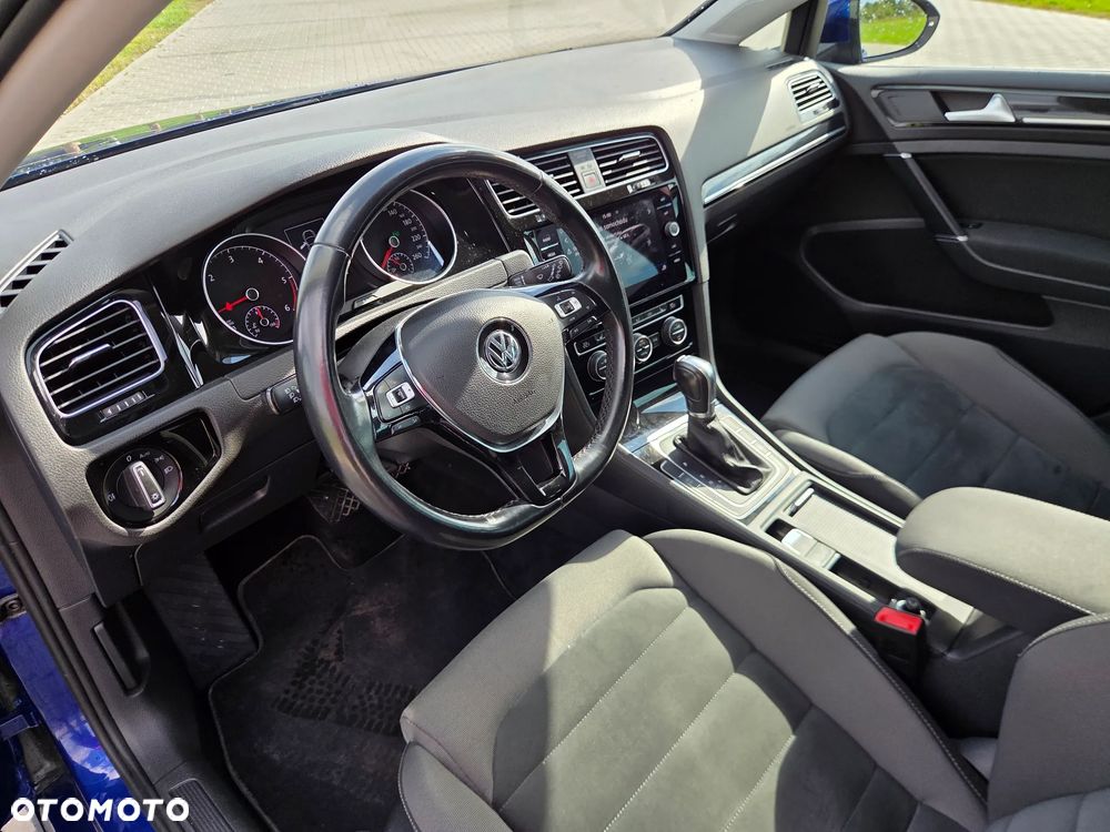 Volkswagen Golf 2.0 TDI R-Line DSG - 17
