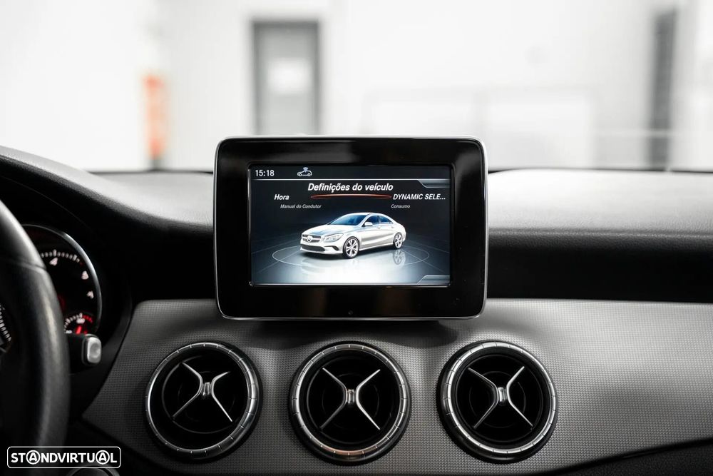 Mercedes-Benz CLA 200 d 7G-DCT Urban - 16
