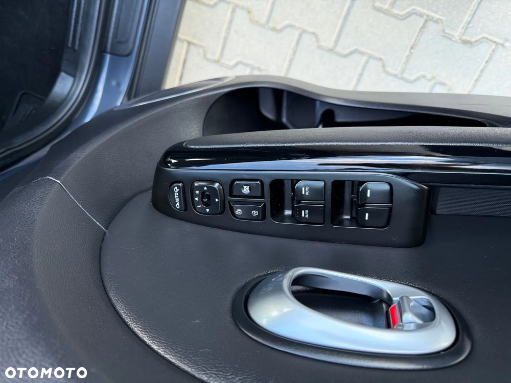 Kia Soul 1.6 CRDI L Business Line - 14