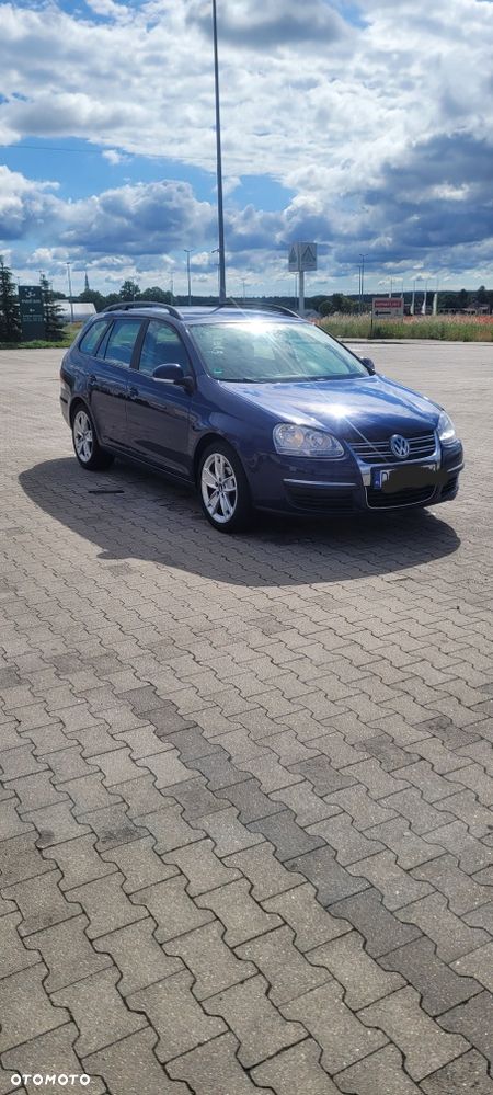 Volkswagen Golf - 5