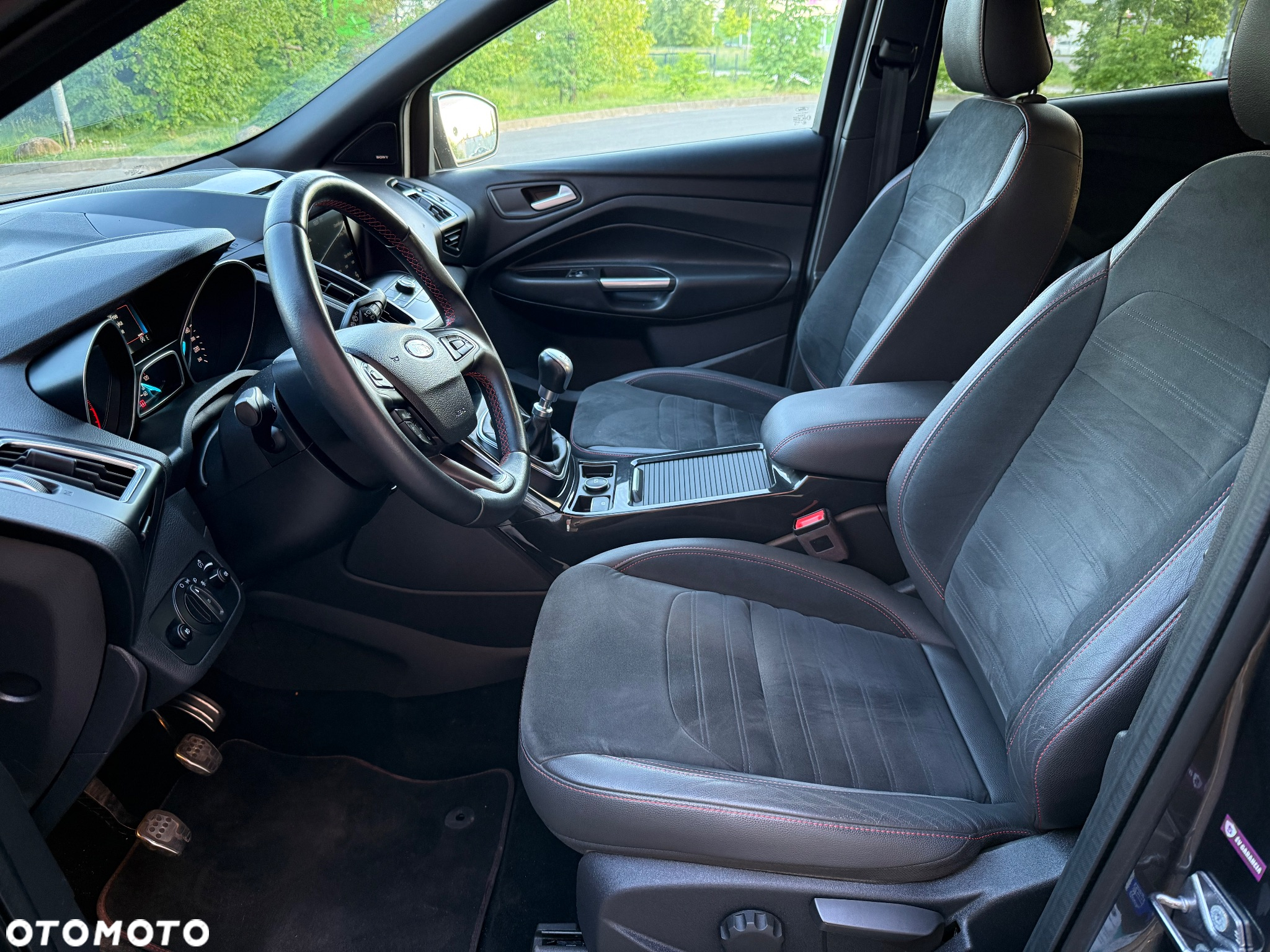 Ford Kuga - 18