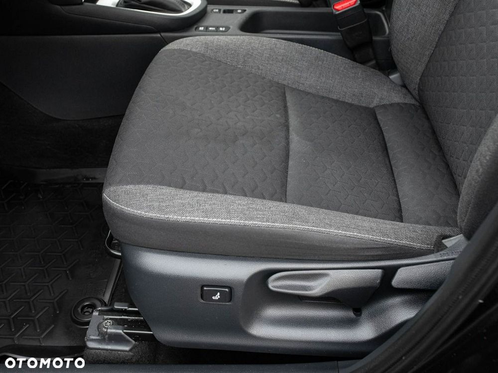 Toyota Yaris Cross - 11