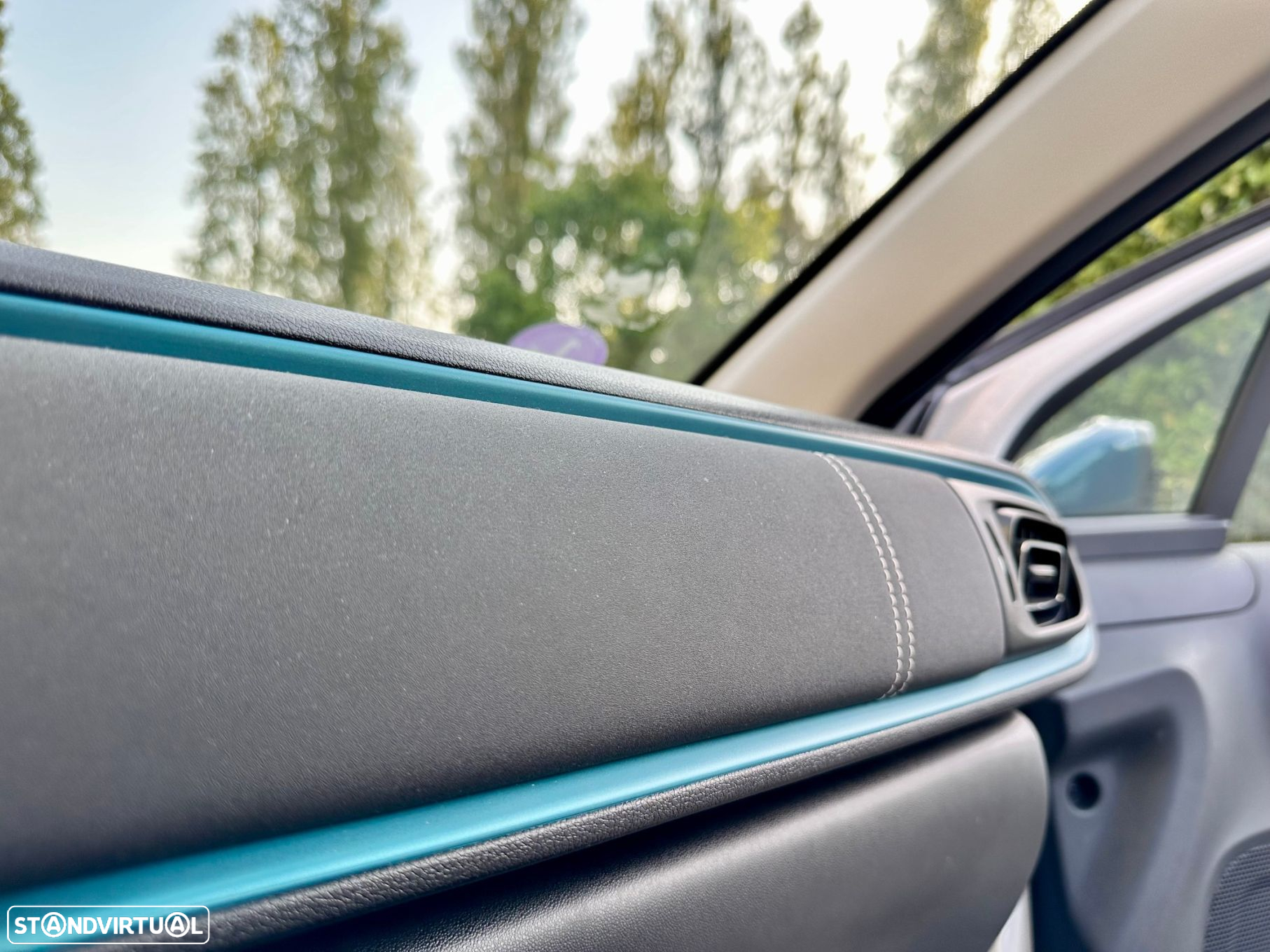 Citroën C3 1.2 PureTech Shine - 9