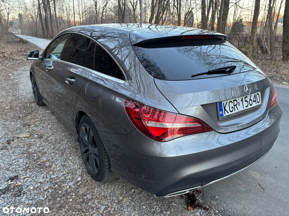 Mercedes-Benz CLA 180 7G-DCT UrbanStyle Edition - 6