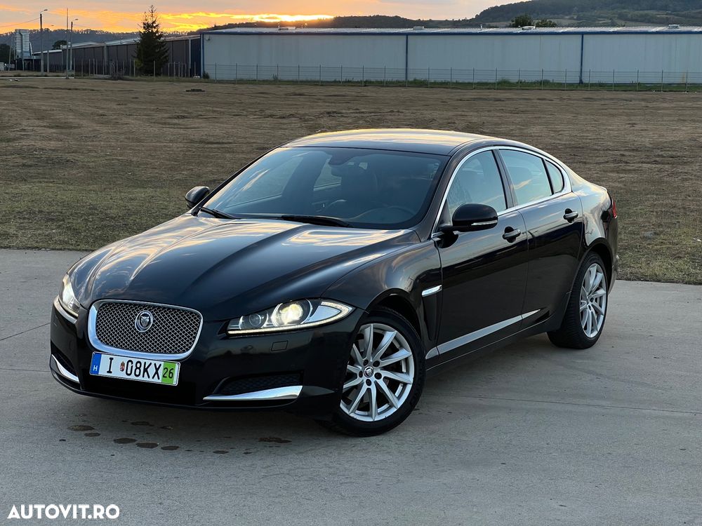 Jaguar XF 2.2D - 1