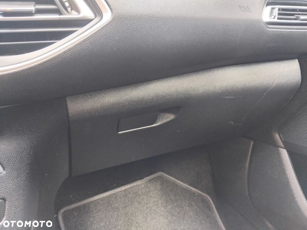 Peugeot 308 1.5 BlueHDi Business Line S&S - 18