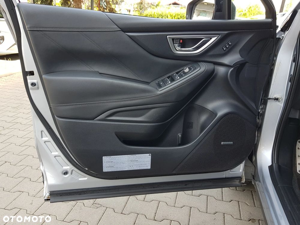 Subaru Forester 2.0i-L Platinum (EyeSight) Lineartronic - 11