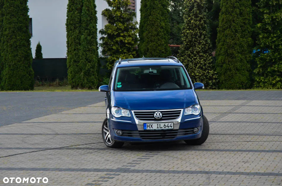 Volkswagen Touran 2.0 TDI DPF Highline - 2