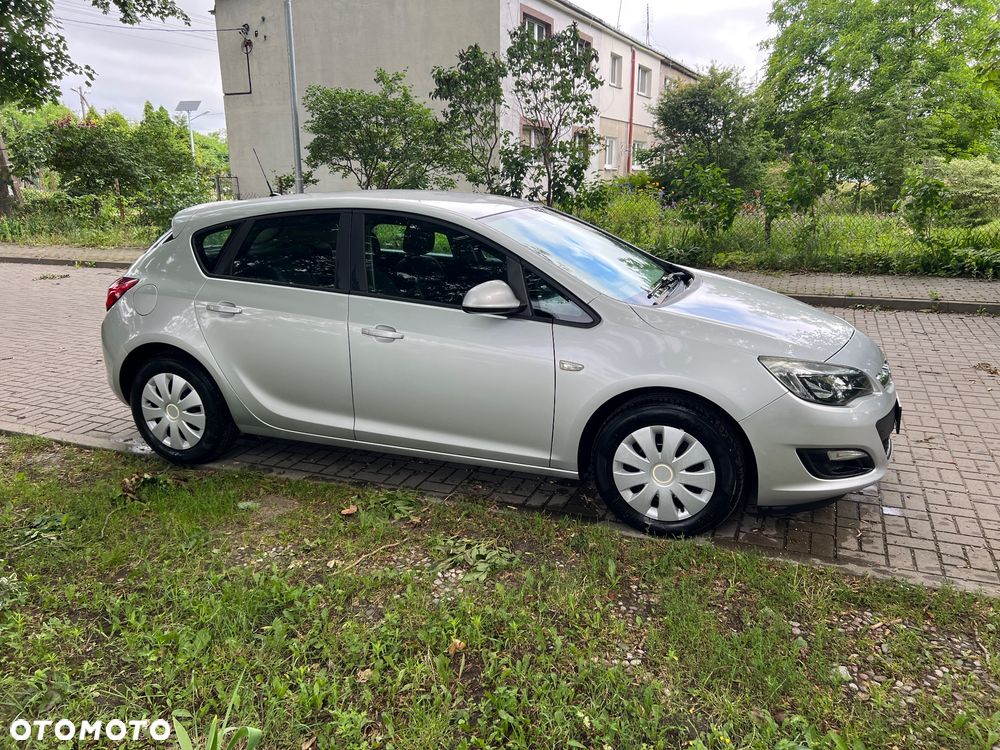 Opel Astra 1.4 Sport - 4