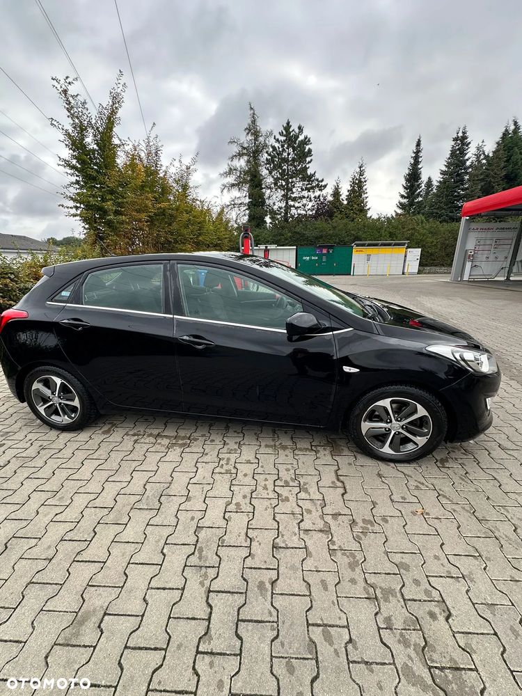 Hyundai i30 1.6 CRDi BlueDrive Run DCT - 4