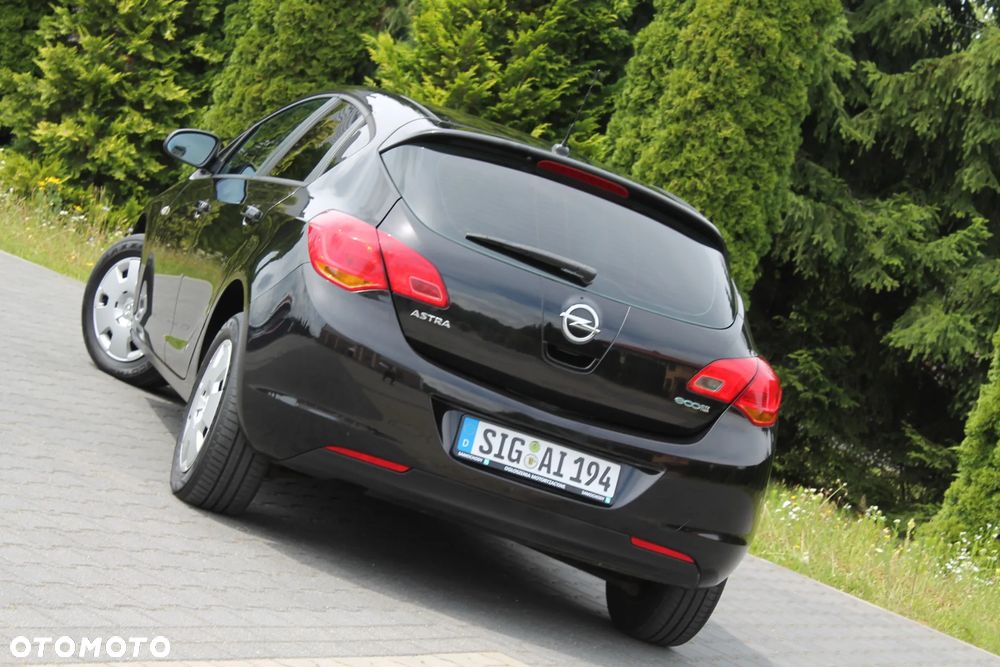 Opel Astra 1.4 Sport - 12