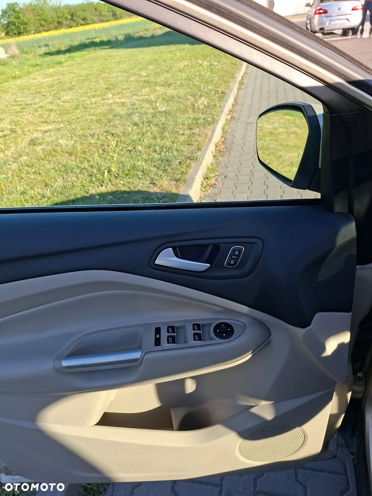 Ford Escape - 19