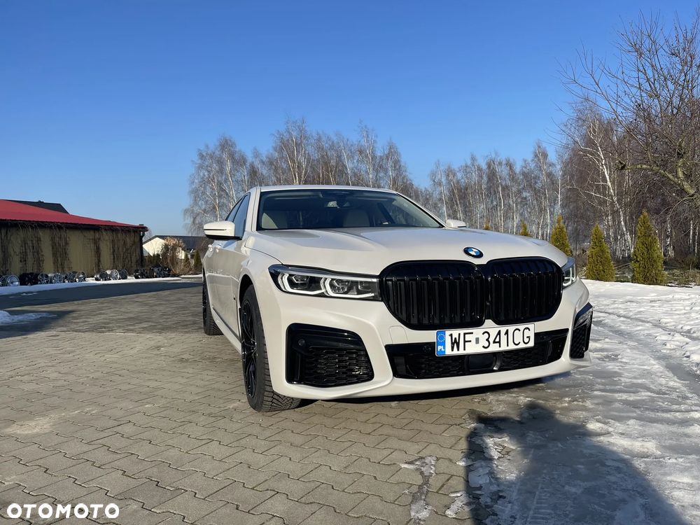 BMW Seria 7 750i xDrive - 3