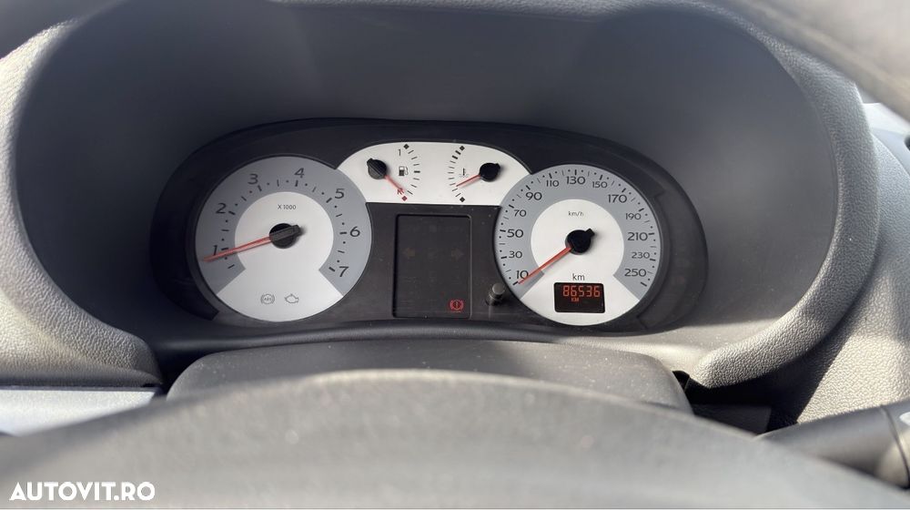 Renault Symbol 1.5dCi Expression - 7